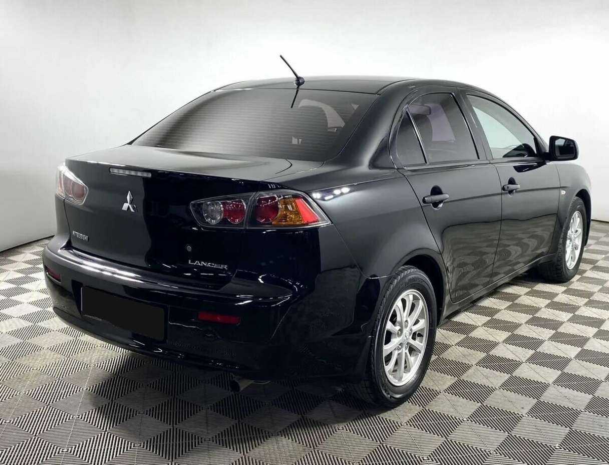 Mitsubishi Lancer