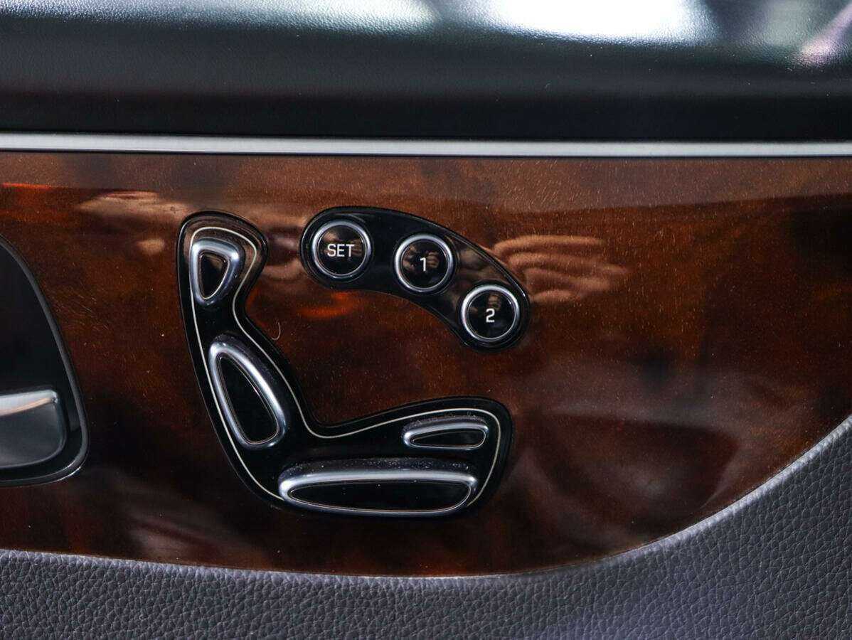 Купить Hyundai Equus, 2014, 185 205 км, фото №17