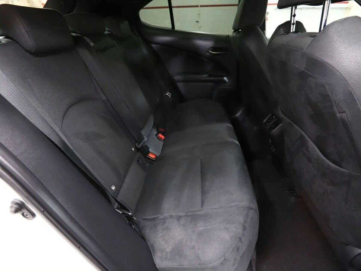 Купить Lexus UX 200, 2019, 70 000 км, фото №14