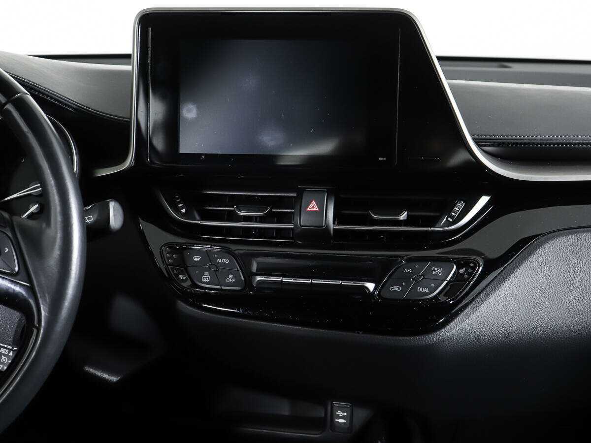 Купить Toyota C-HR, 2018, 52 185 км, фото №12