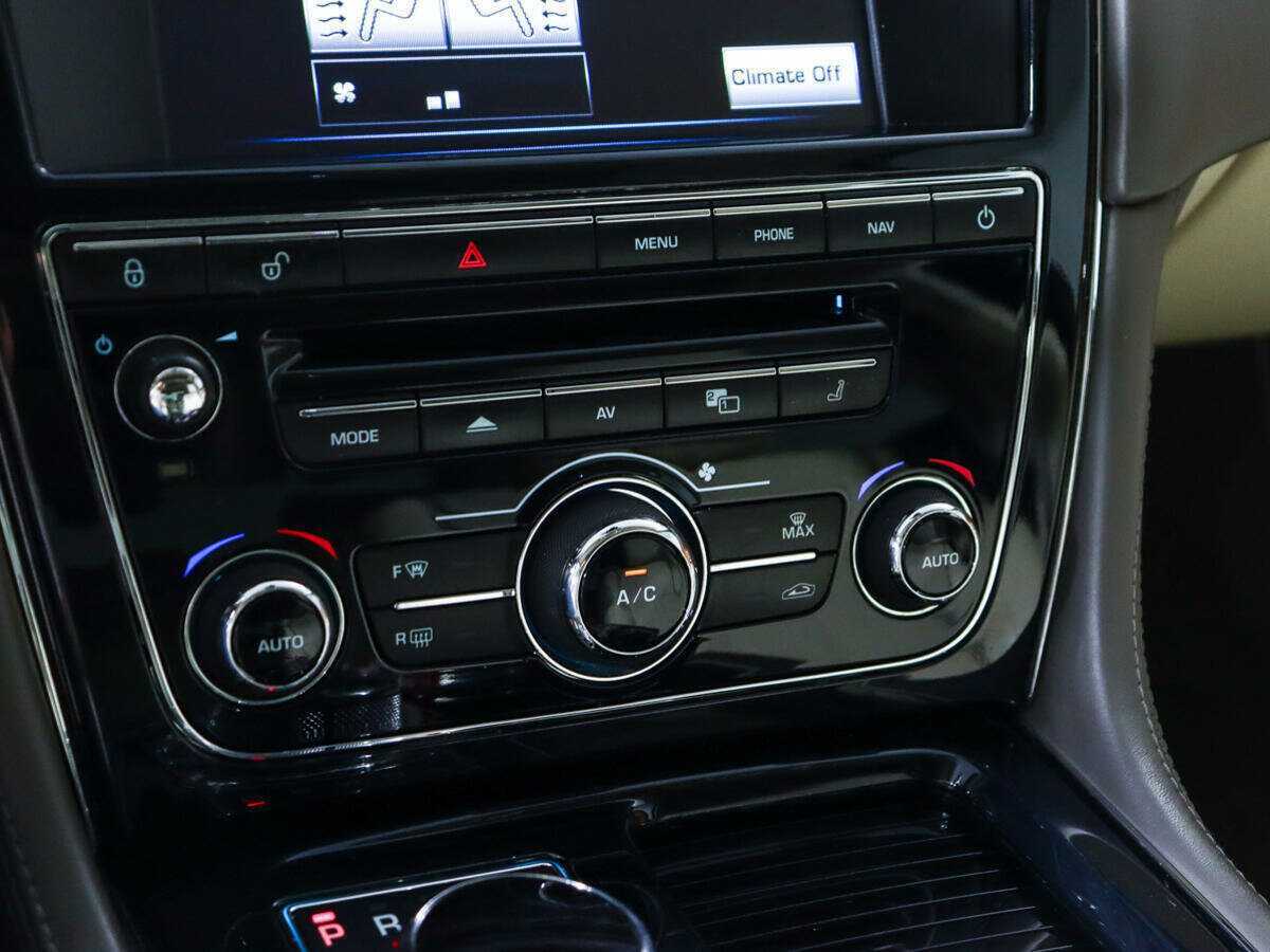 Купить Jaguar XJ, 2012, 147 181 км, фото №22