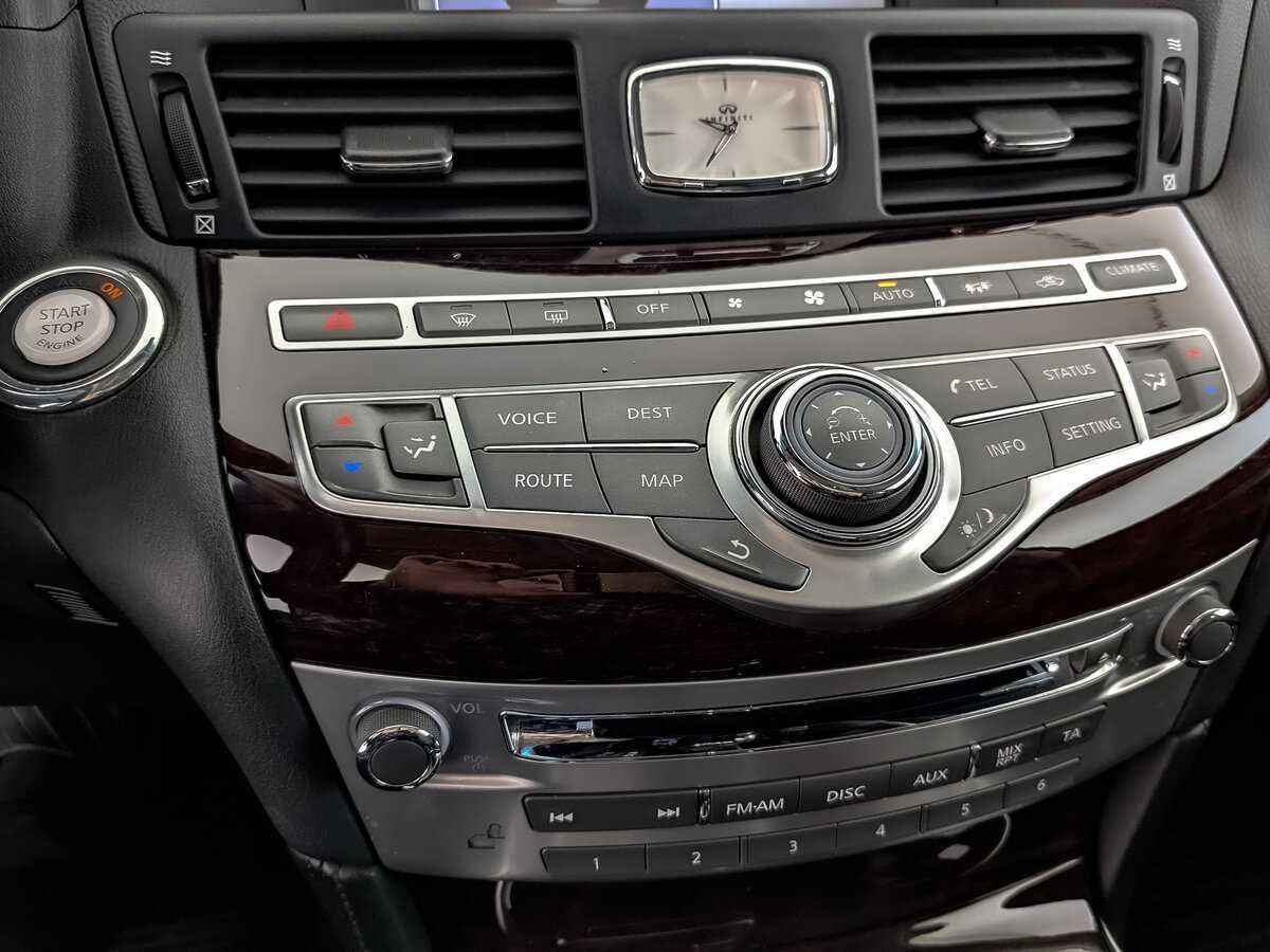 Купить Infiniti Q70, 2014, 201 542 км, фото №23