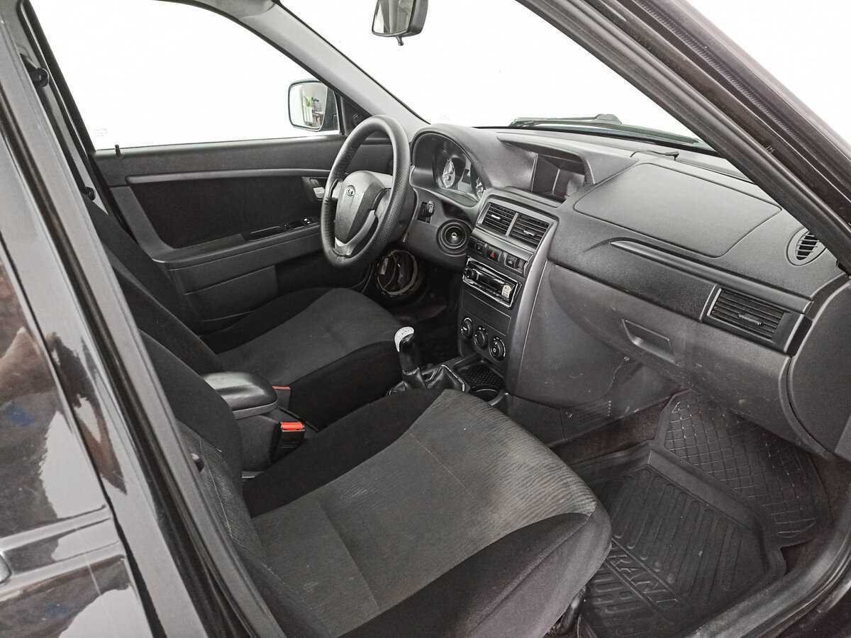 Купить Lada (ВАЗ) Priora, 2016, 129 619 км, фото №9