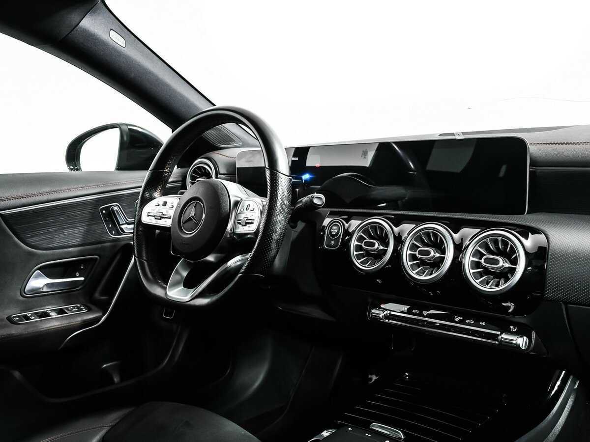 Купить Mercedes-Benz CLA 200, 2019, 88 593 км, фото №9