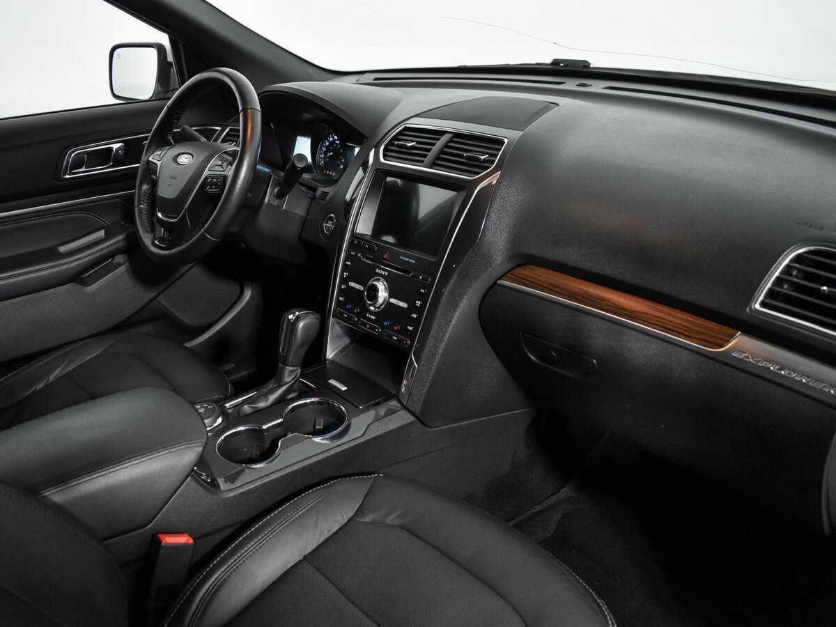 Купить Ford Explorer, 2018, 131 000 км, фото №18