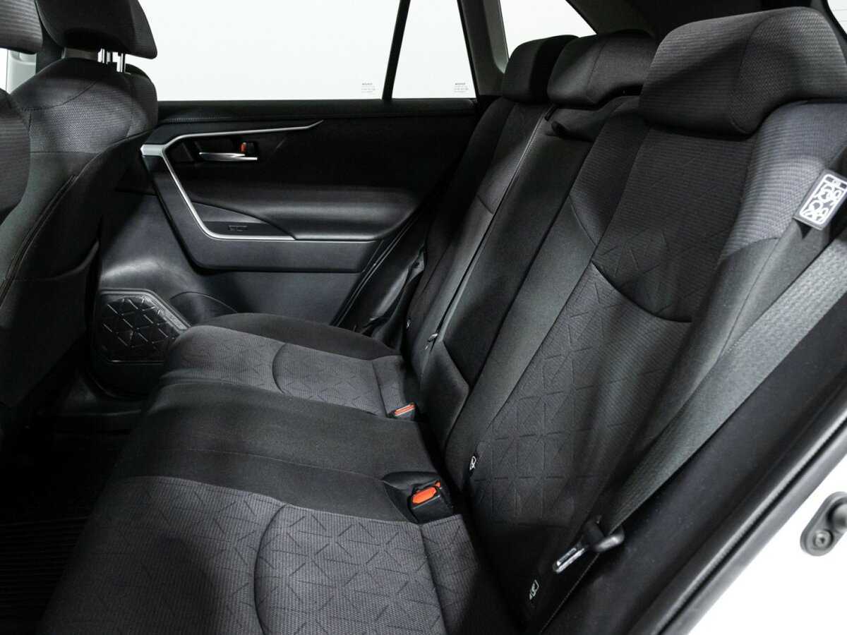 Купить Toyota RAV4, 2019, 79 275 км, фото №10