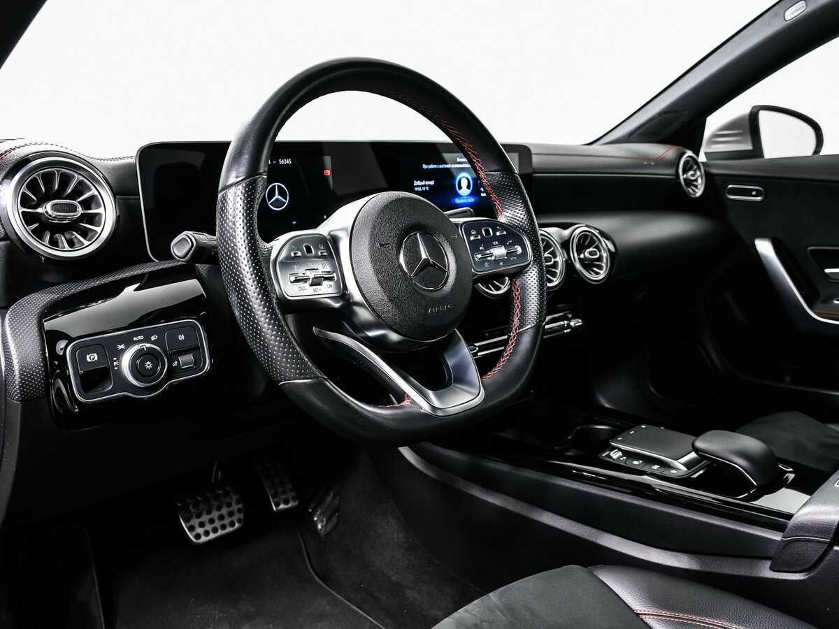 Купить Mercedes-Benz CLA 200, 2020, 56 170 км, фото №13