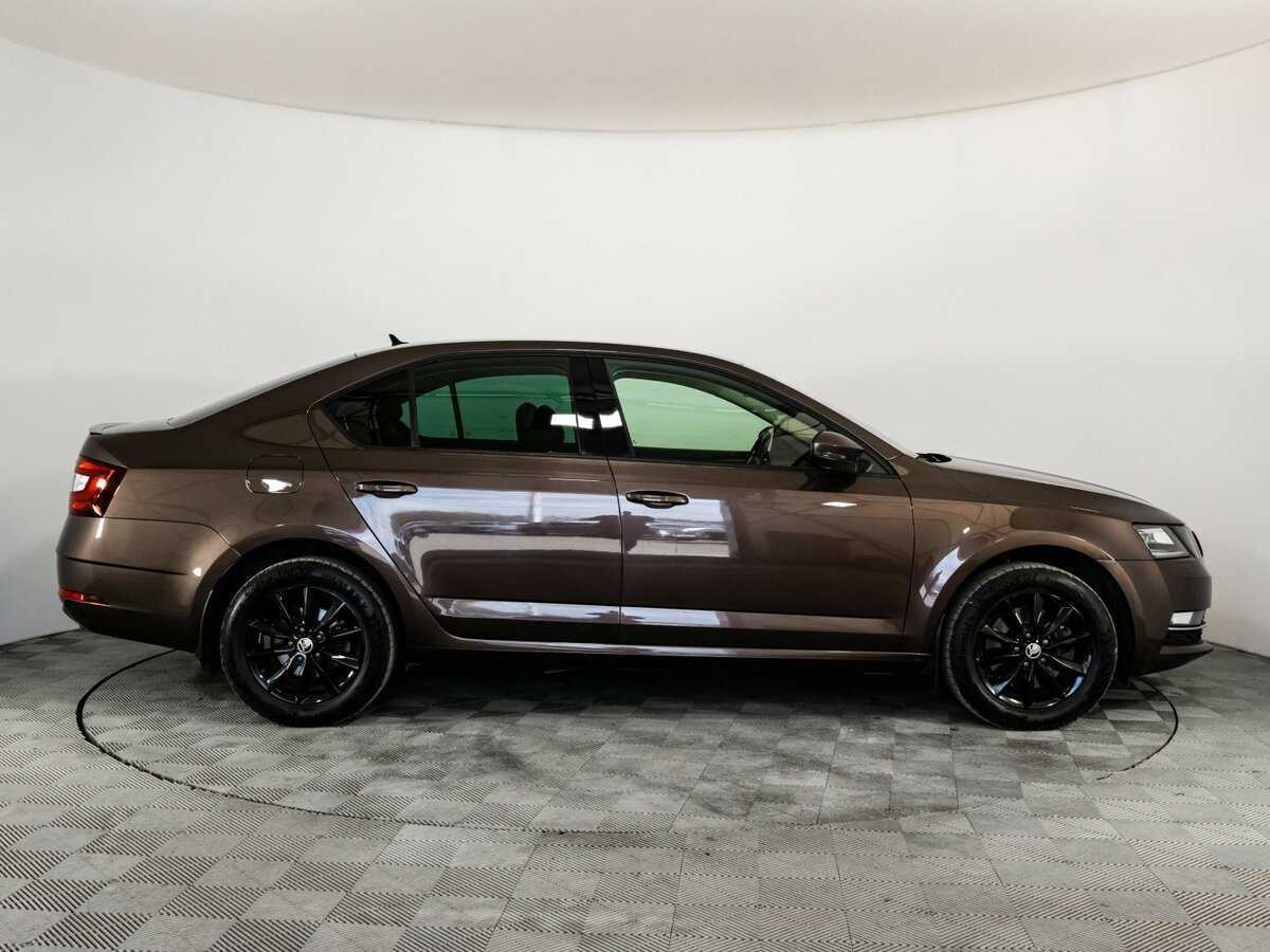 Купить Skoda Octavia, 2018, 61 000 км, фото №4