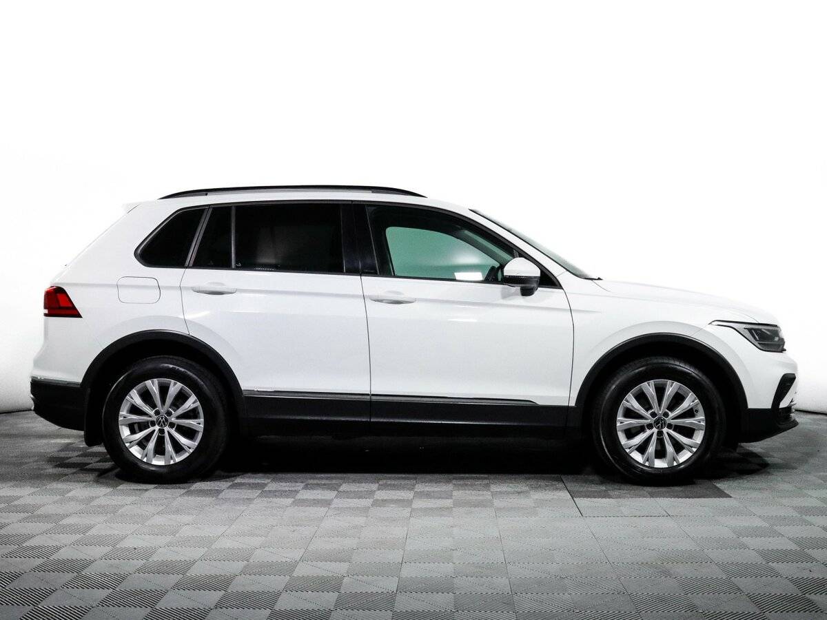 Купить Volkswagen Tiguan, 2021, 82 216 км, фото №4