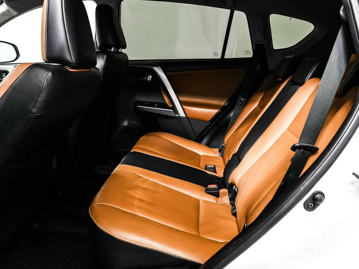 Купить Toyota RAV4, 2019, 65 120 км, фото №13