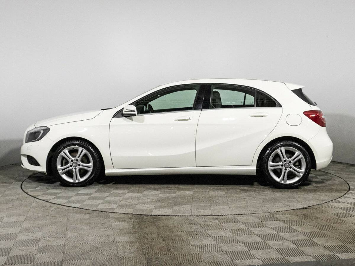 Купить Mercedes-Benz A-Класс 180, 2013, 75 397 км, фото №8