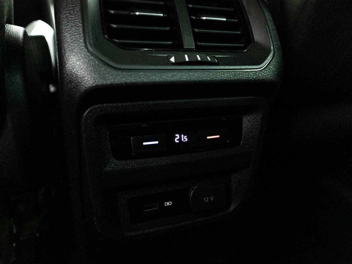 Купить Volkswagen Tiguan, 2019, 112 982 км, фото №21