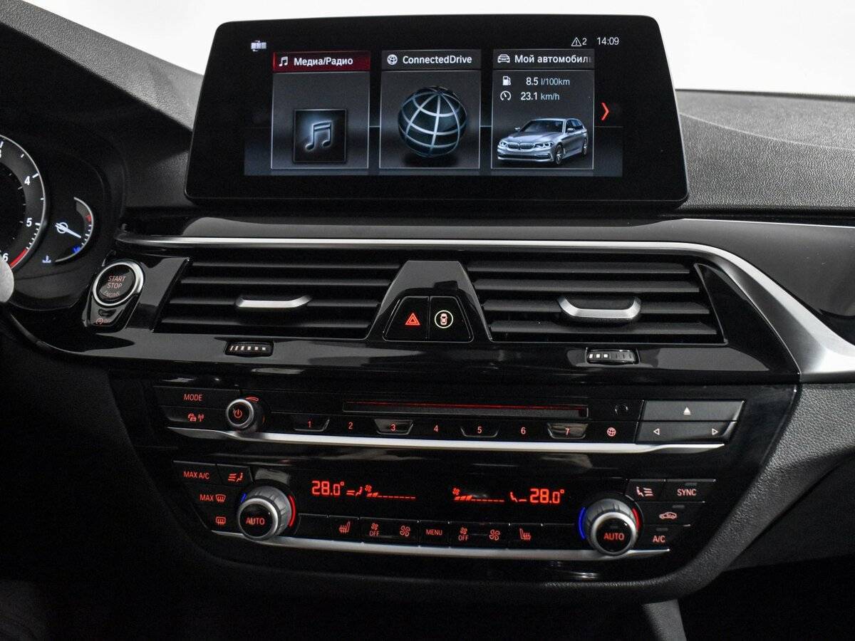 Купить BMW 5 серии 520d, 2017, 118 260 км, фото №19