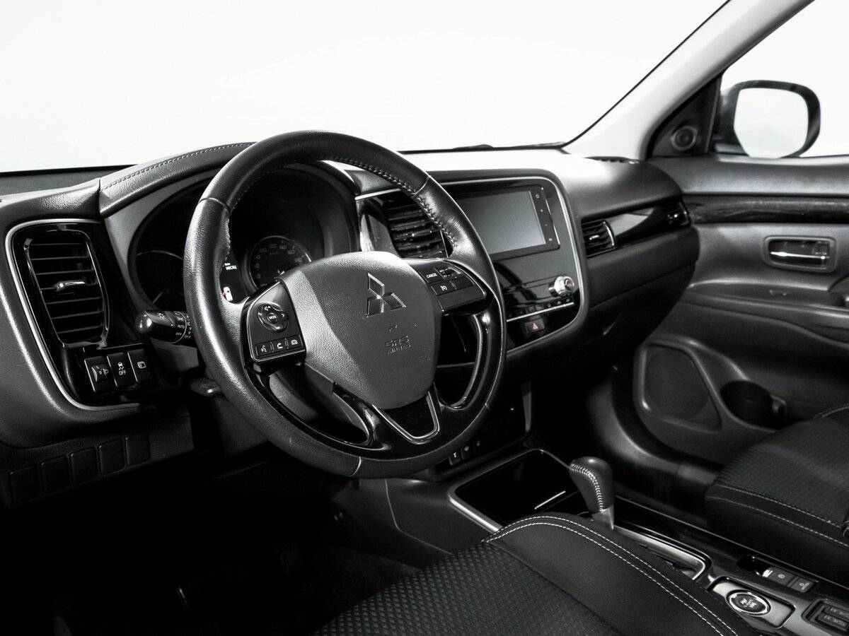 Купить Mitsubishi Outlander, 2021, 88 000 км, фото №14