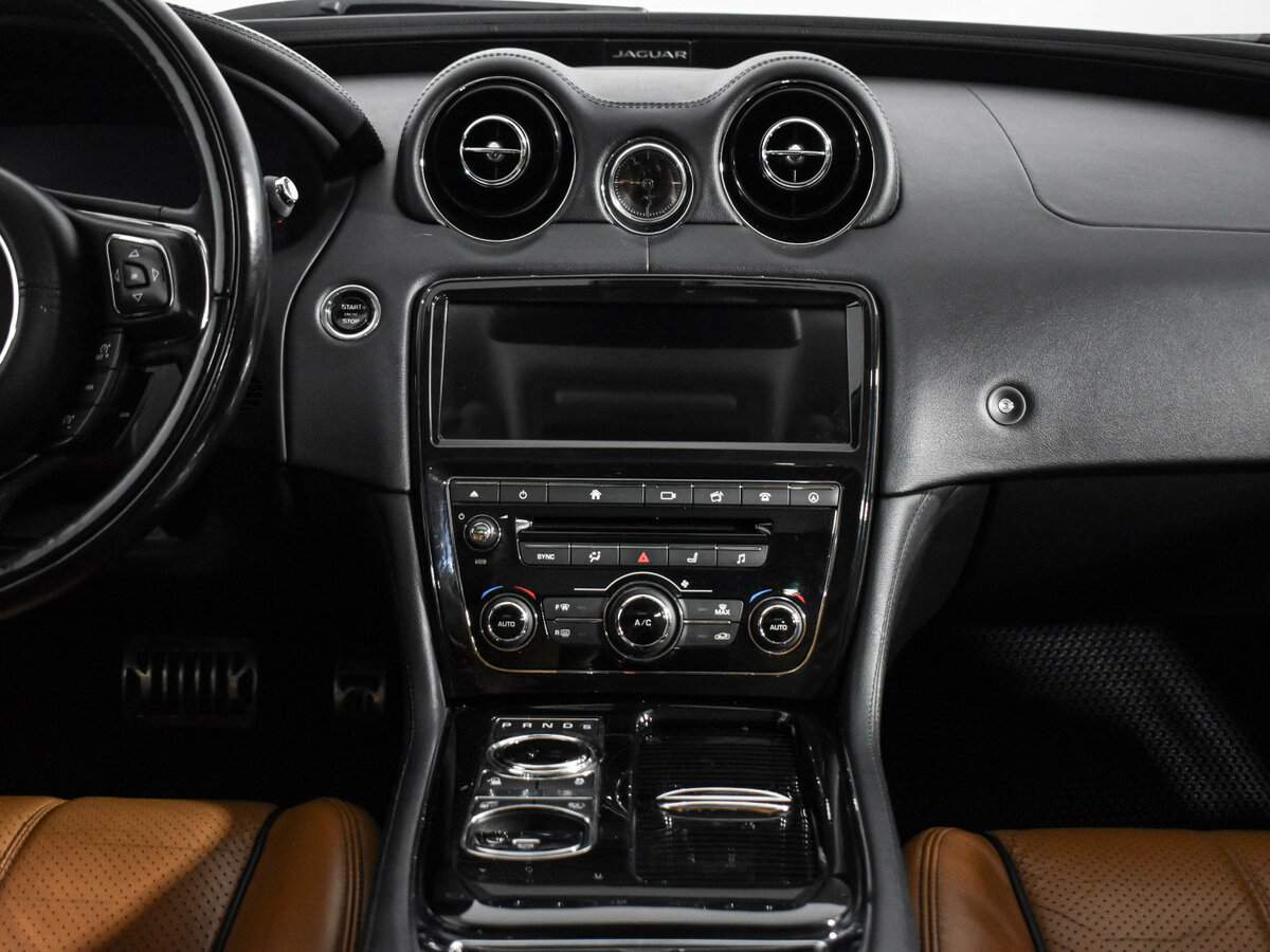 Купить Jaguar XJ Long, 2016, 151 000 км, фото №16