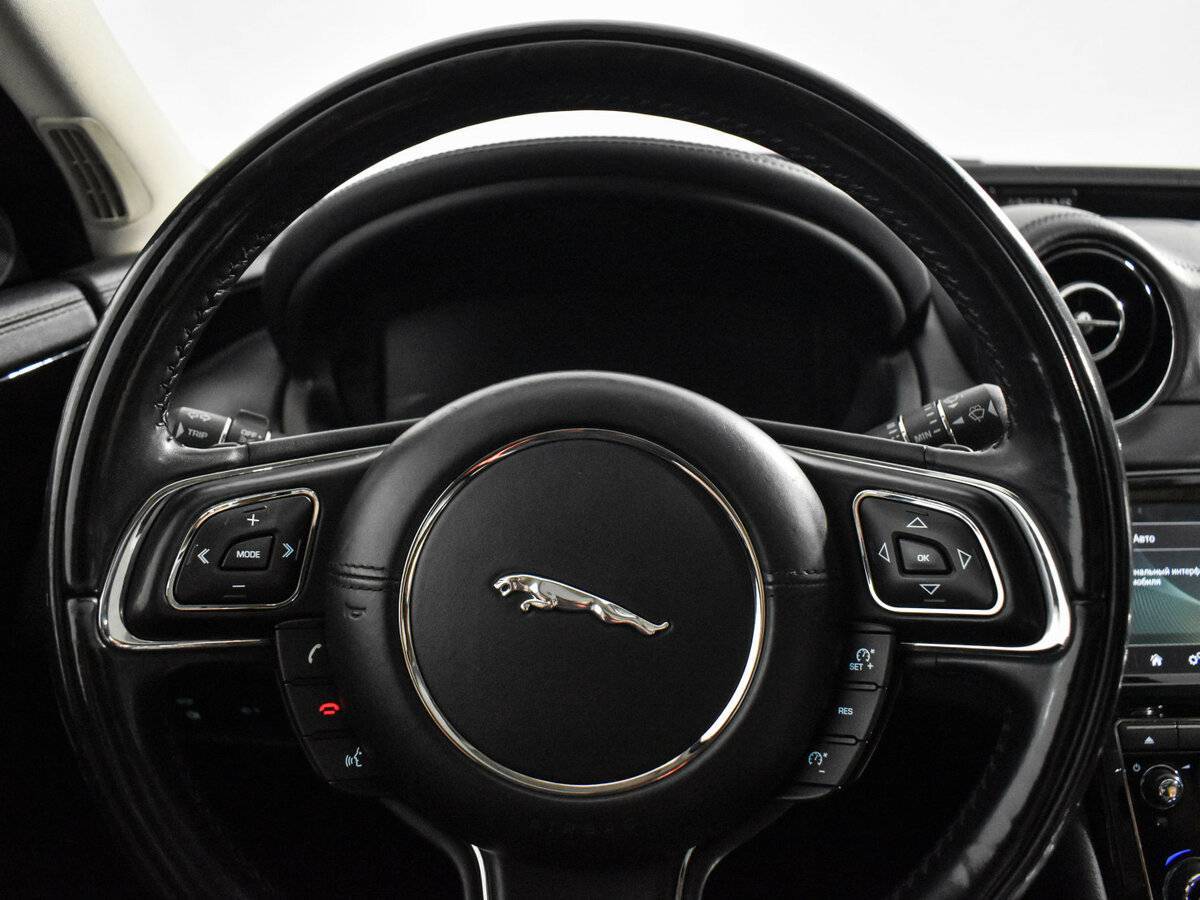 Купить Jaguar XJ Long, 2016, 151 000 км, фото №20