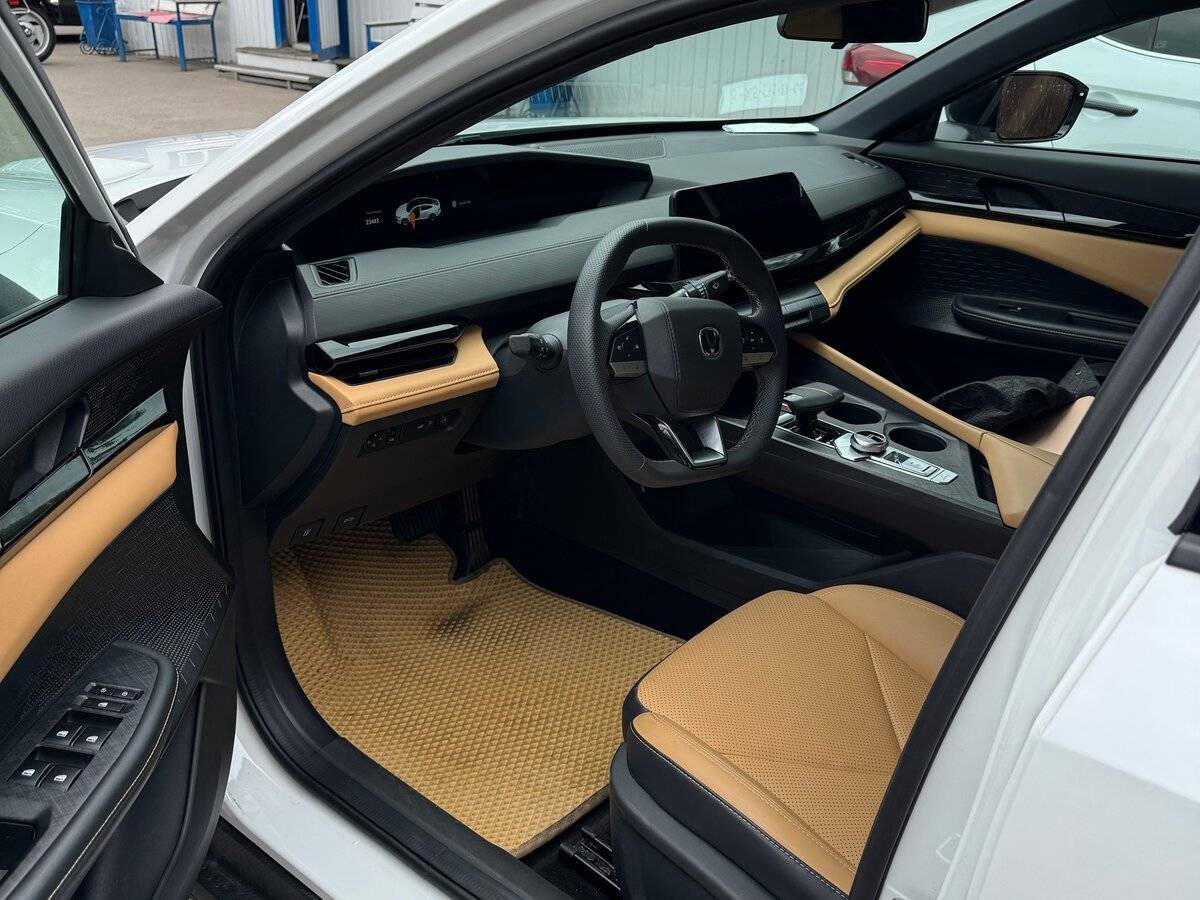 Купить Changan UNI-V, 2023, 23 500 км, фото №13