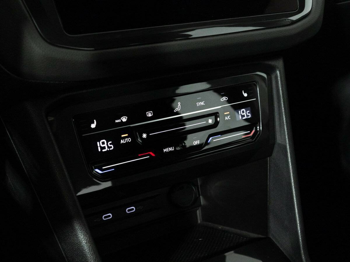 Купить Volkswagen Tiguan, 2021, 32 792 км, фото №19