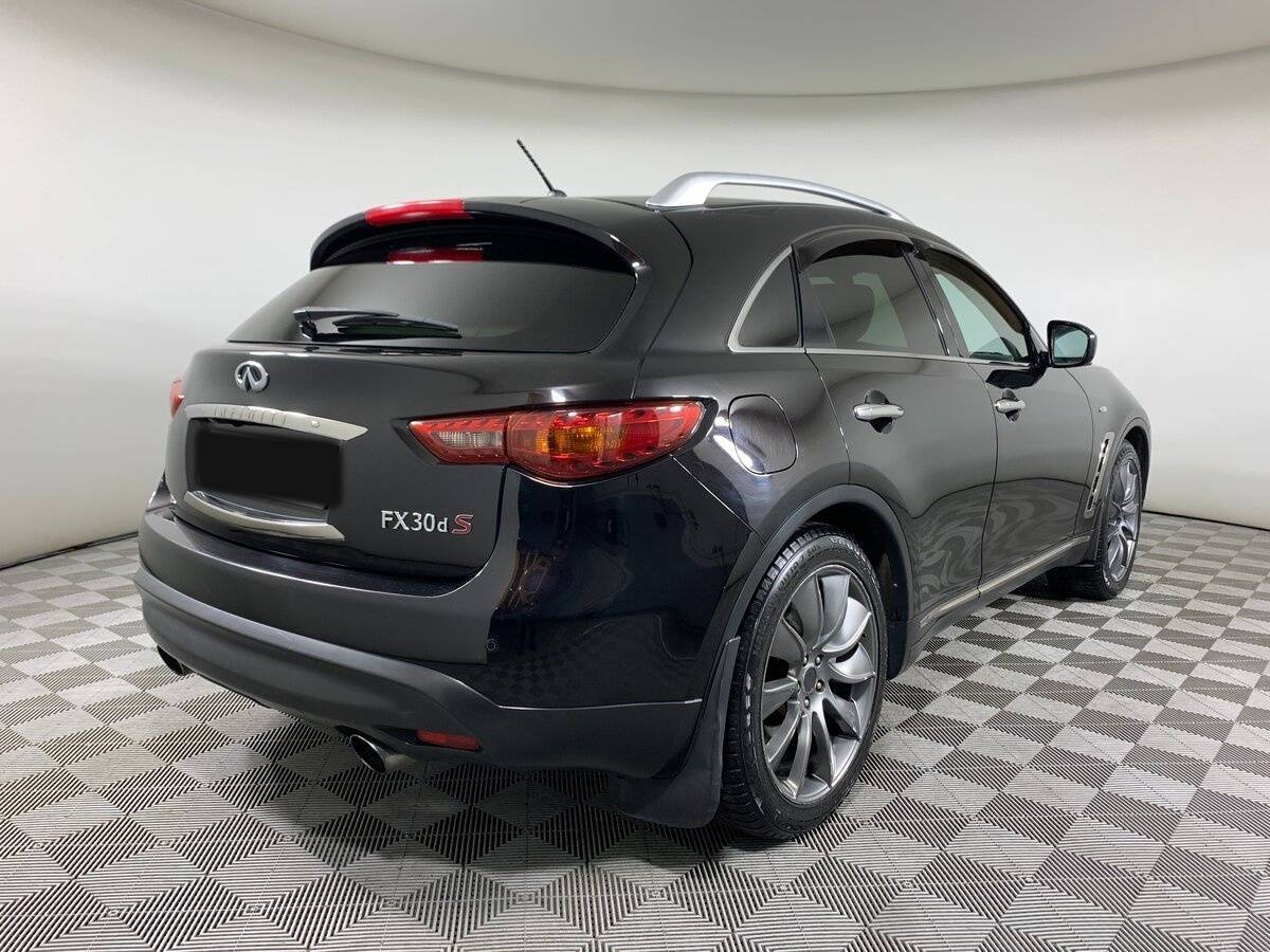 Купить Infiniti FX30d, 2012, 200 327 км, фото №5