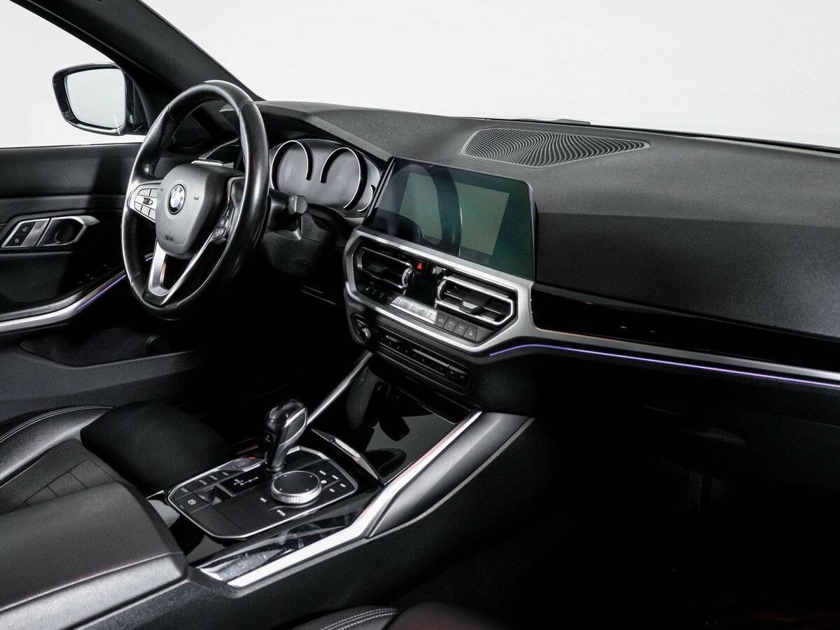 Купить BMW 3 серии 318d, 2019, 140 000 км, фото №9