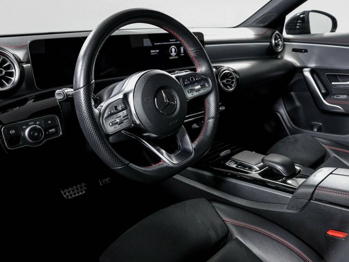 Купить Mercedes-Benz CLA 200, 2019, 81 800 км, фото №14