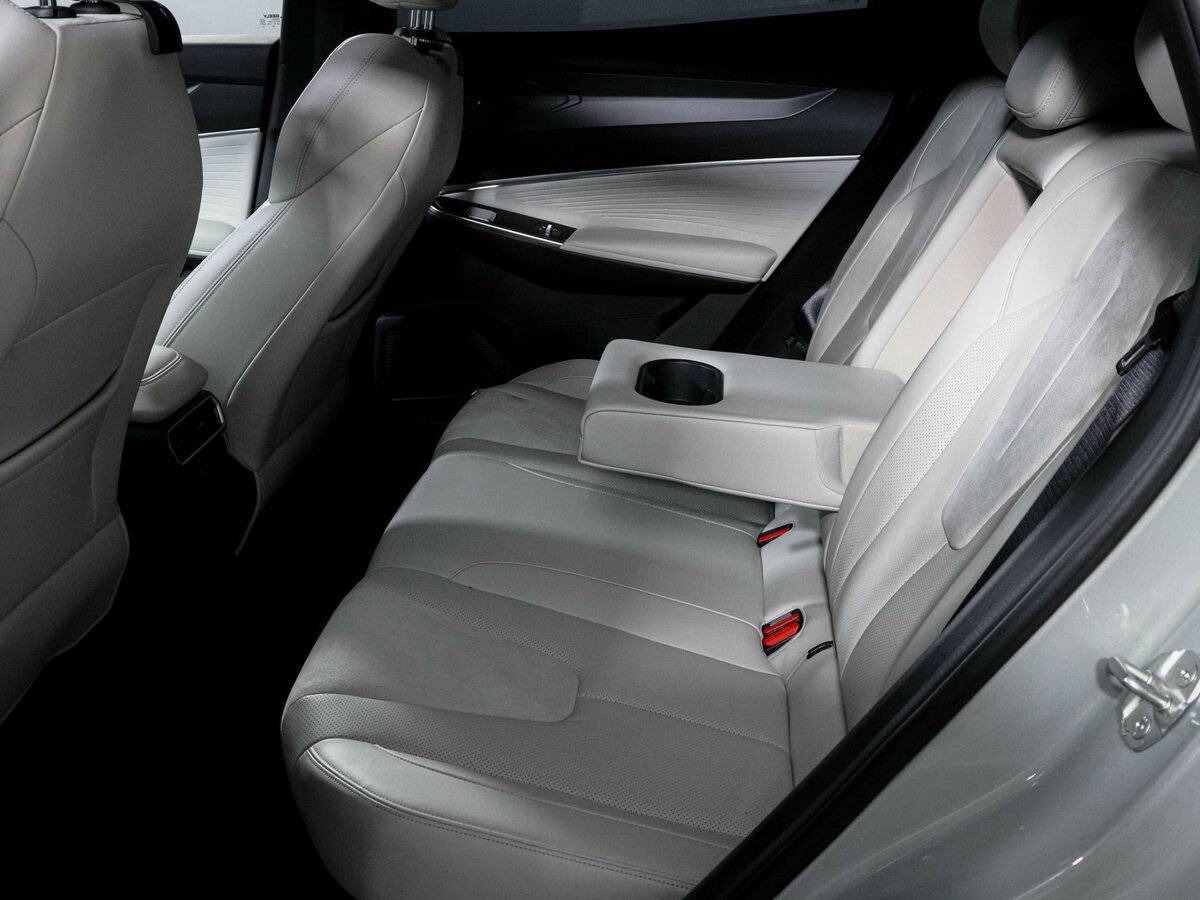 Купить Geely Atlas, 2023, 4 754 км, фото №10