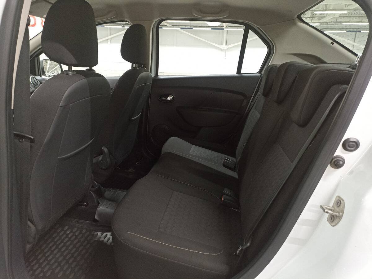 Купить Renault Logan, 2017, 100 674 км, фото №12