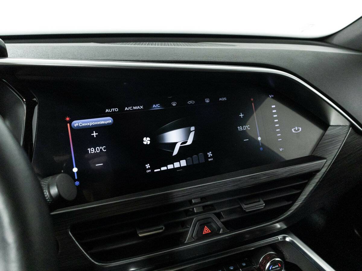 Купить Geely Tugella, 2022, 59 404 км, фото №20
