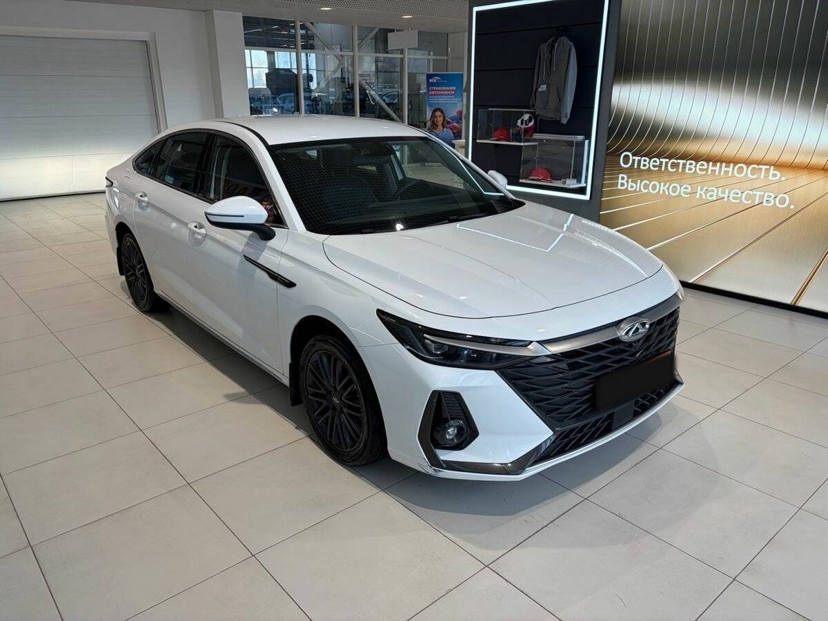 Chery Arrizo 8