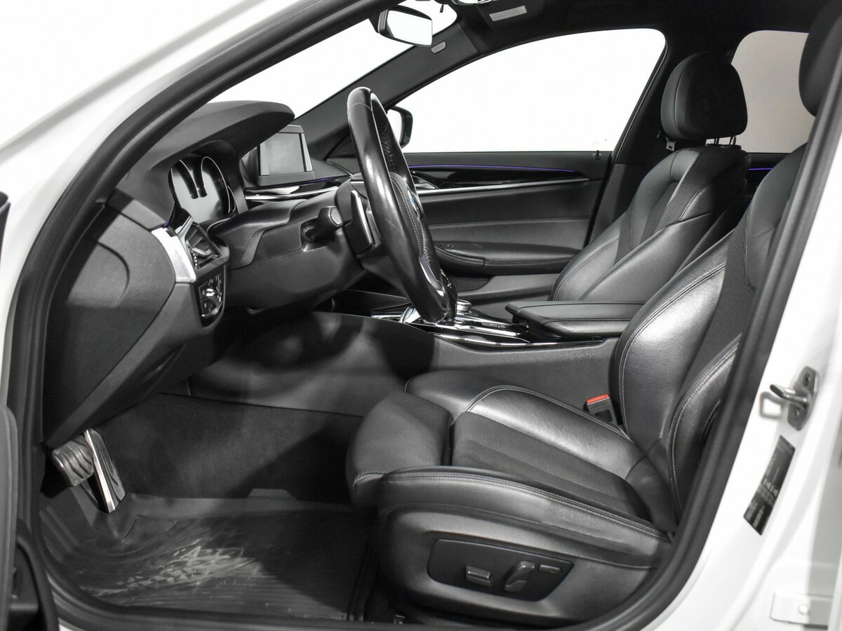 Купить BMW 5 серии 520d VII (G30/G31), 2017, 150 172 км, фото №10