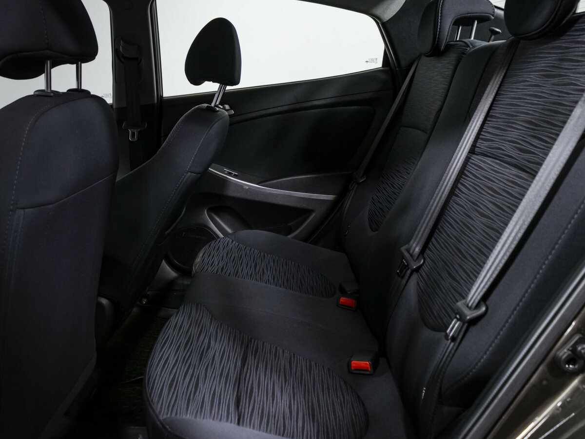 Купить Hyundai Solaris I Рестайлинг, 2015, 37 828 км, фото №12