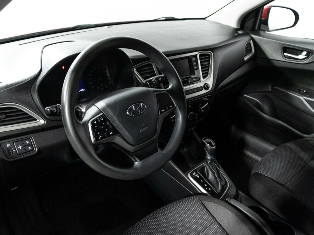 Купить Hyundai Solaris II Рестайлинг, 2021, 67 422 км, фото №11