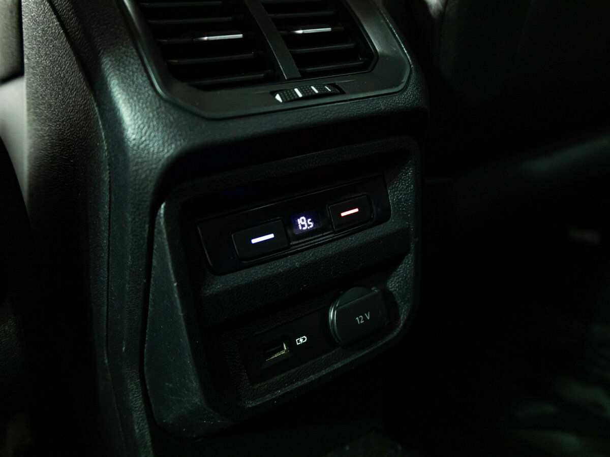 Купить Volkswagen Tiguan II, 2019, 155 000 км, фото №17