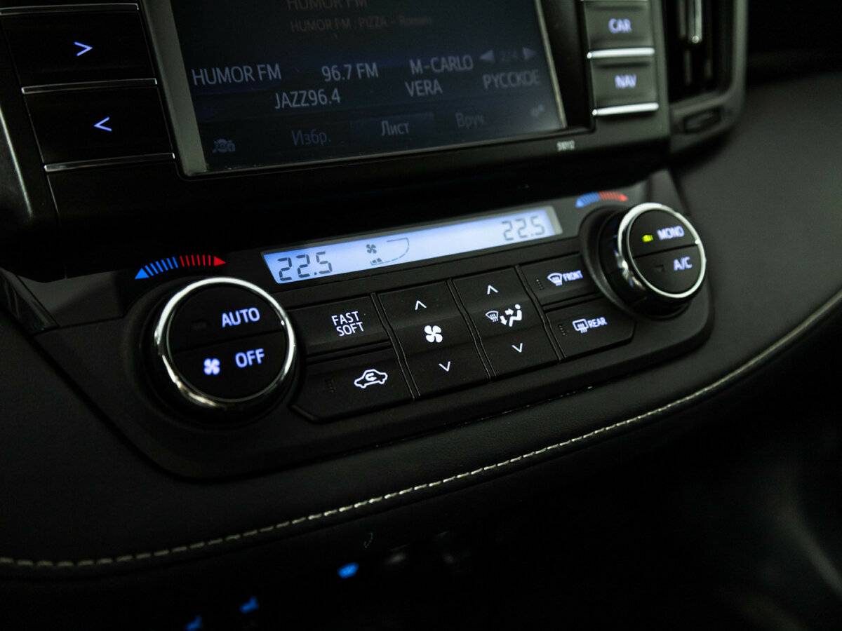 Купить Toyota RAV4 IV (XA40) Рестайлинг, 2016, 187 104 км, фото №15