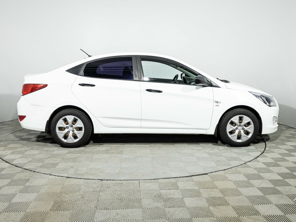 Купить Hyundai Solaris I Рестайлинг, 2015, 105 995 км, фото №4