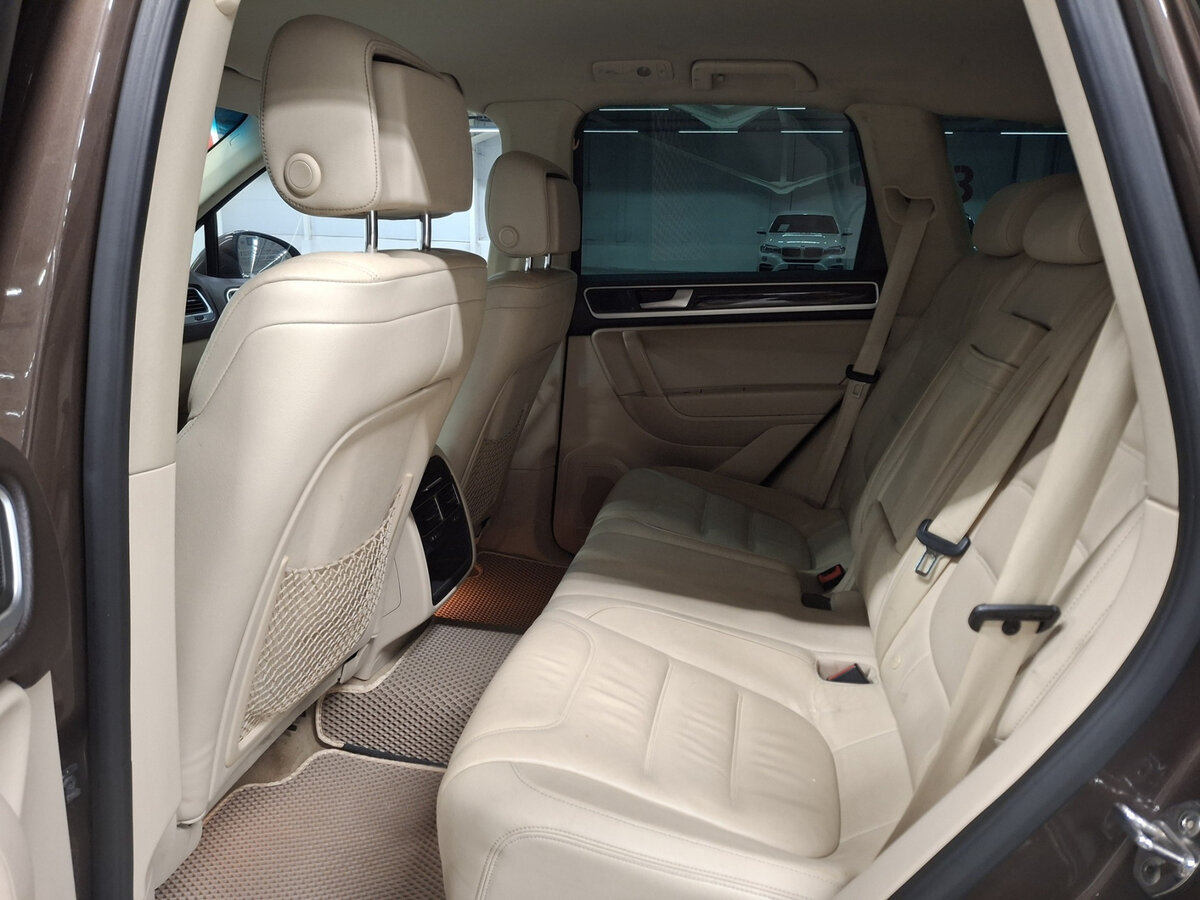Купить Volkswagen Touareg II, 2013, 300 608 км, фото №12