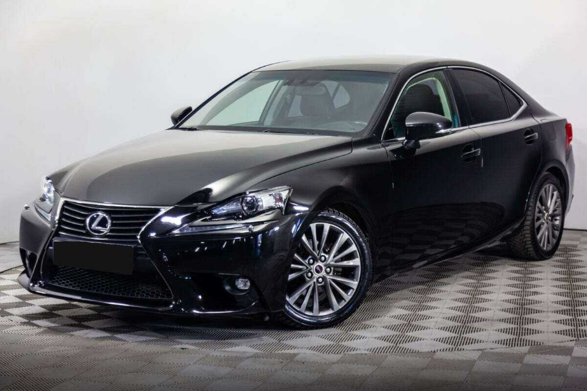 Lexus IS